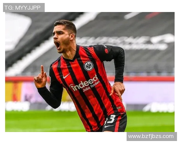 席瓦尔：从足球天才到全球足坛传奇的蜕变历程与影响