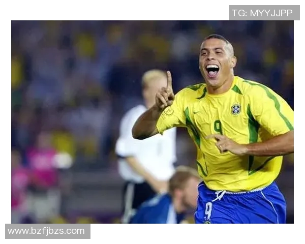 10月生日的足球巨星盘点：那些在秋季诞生的传奇球员与他们的辉煌成就